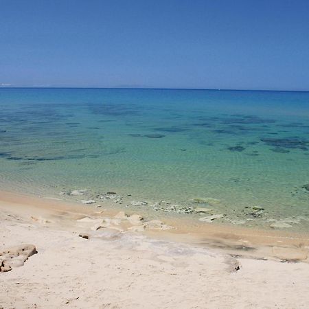 Trilo Beach Monte Nai Exterior foto